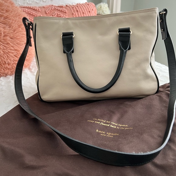 Kate Spade Cream and Black Tote - Picture 3 of 6